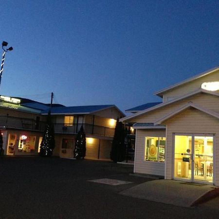 Cache Creek Inn 외부 사진