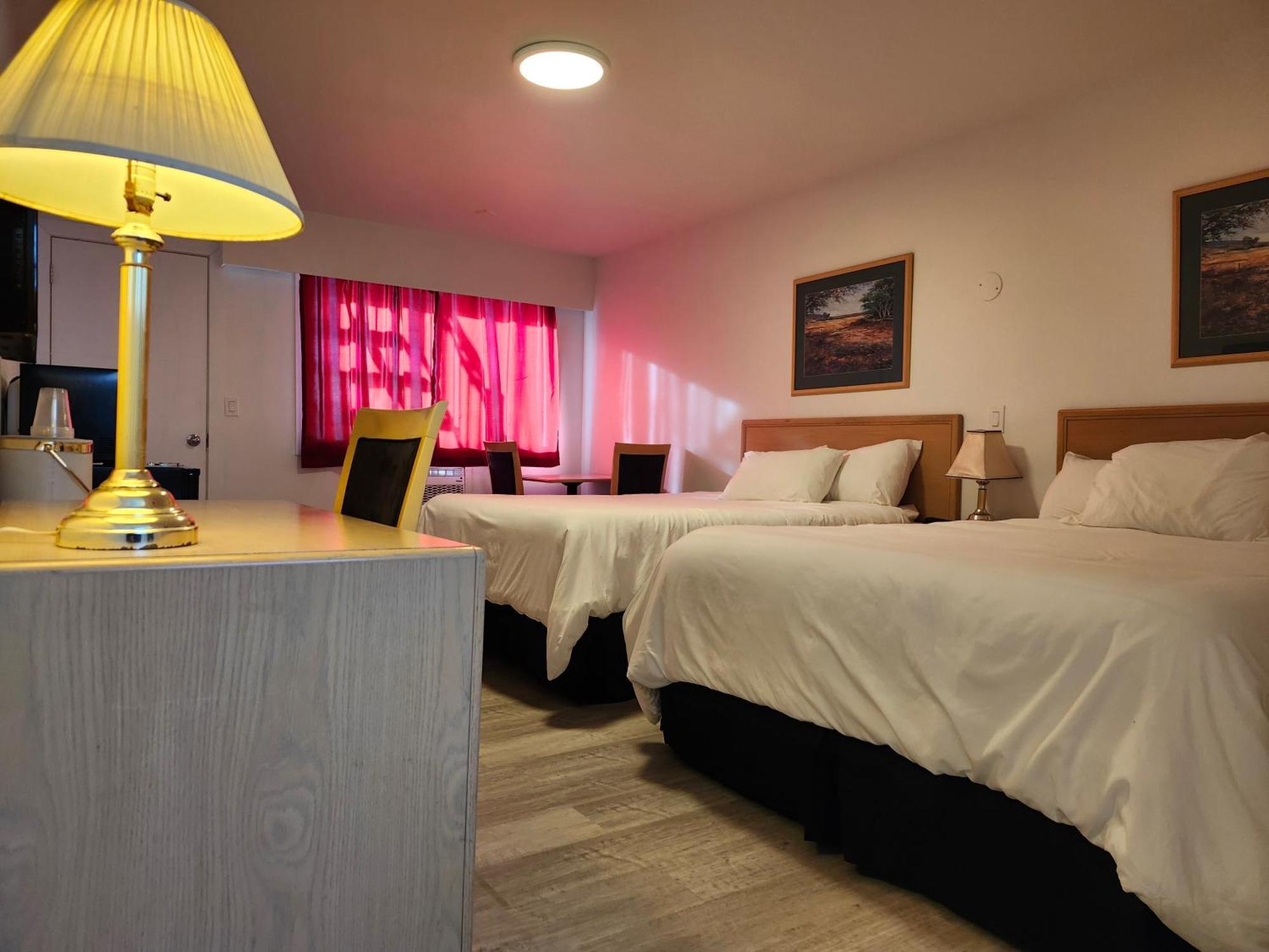 Cache Creek Inn 외부 사진
