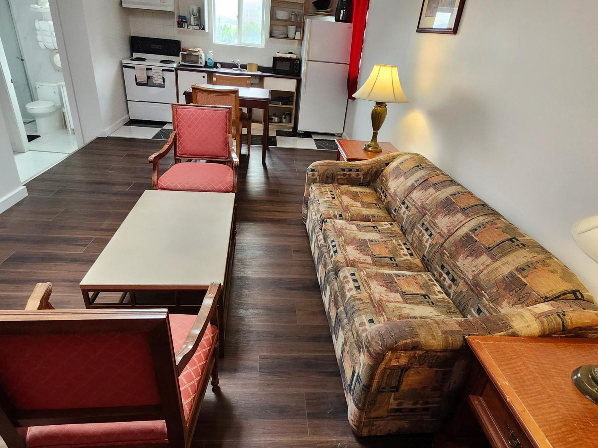 Cache Creek Inn 외부 사진