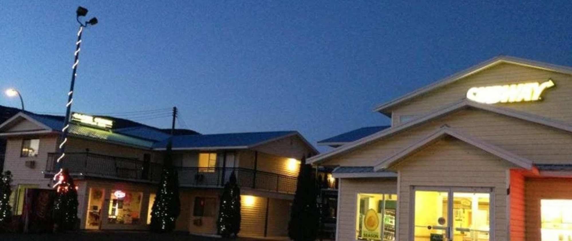 Cache Creek Inn 외부 사진